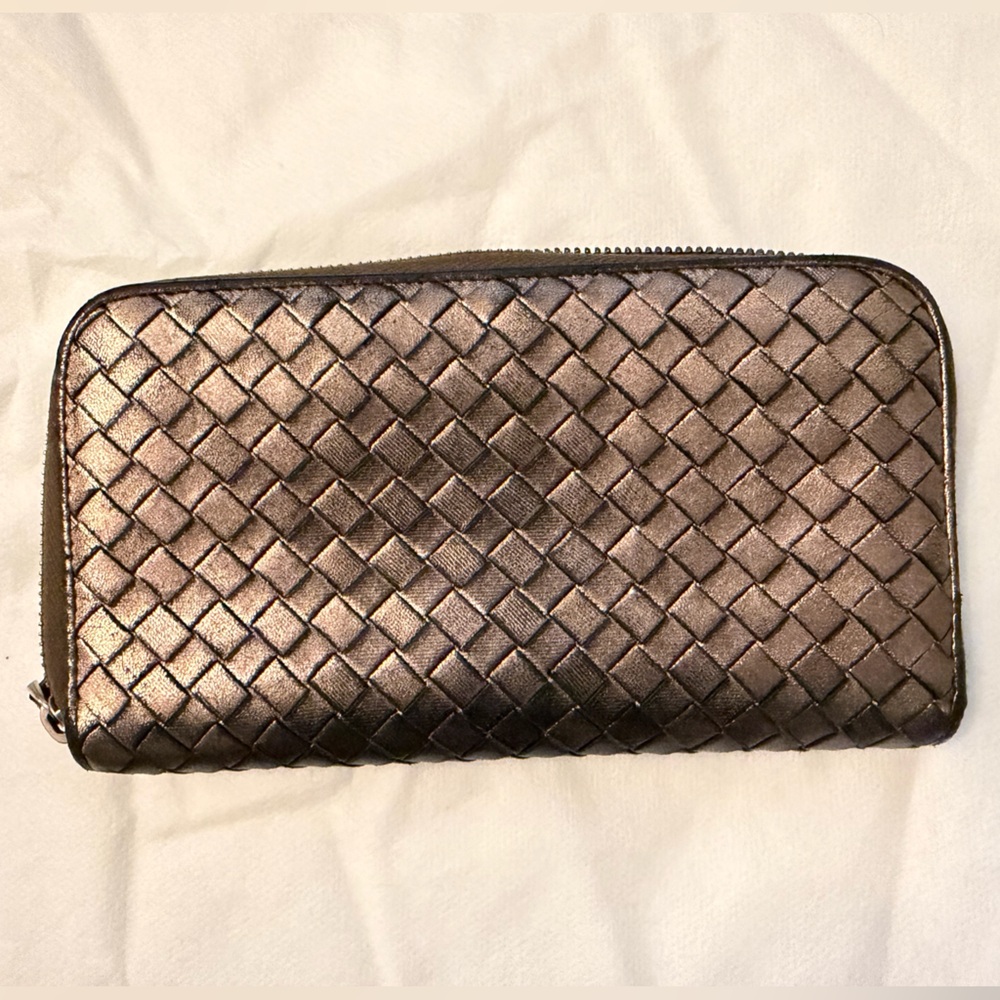 Bottega Veneta Metallic Leather Wallet